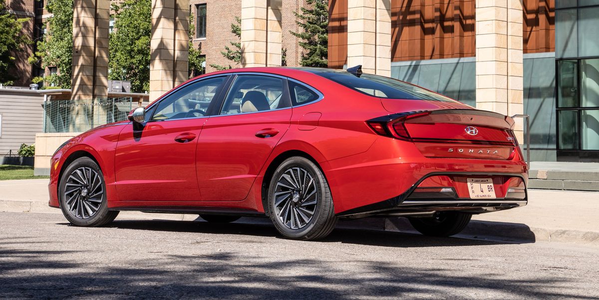 View Photos of the 2021 Hyundai Sonata Hybrid Limited  sourceitright